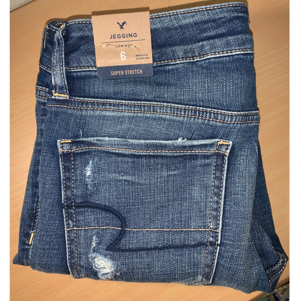 American eagle distressed jeans.